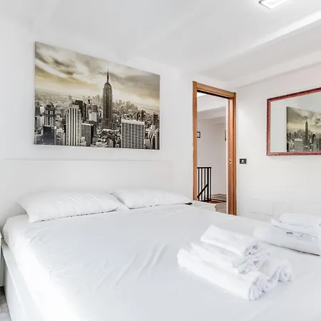 The Empire Appartement *