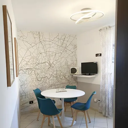 The Empire Appartement *